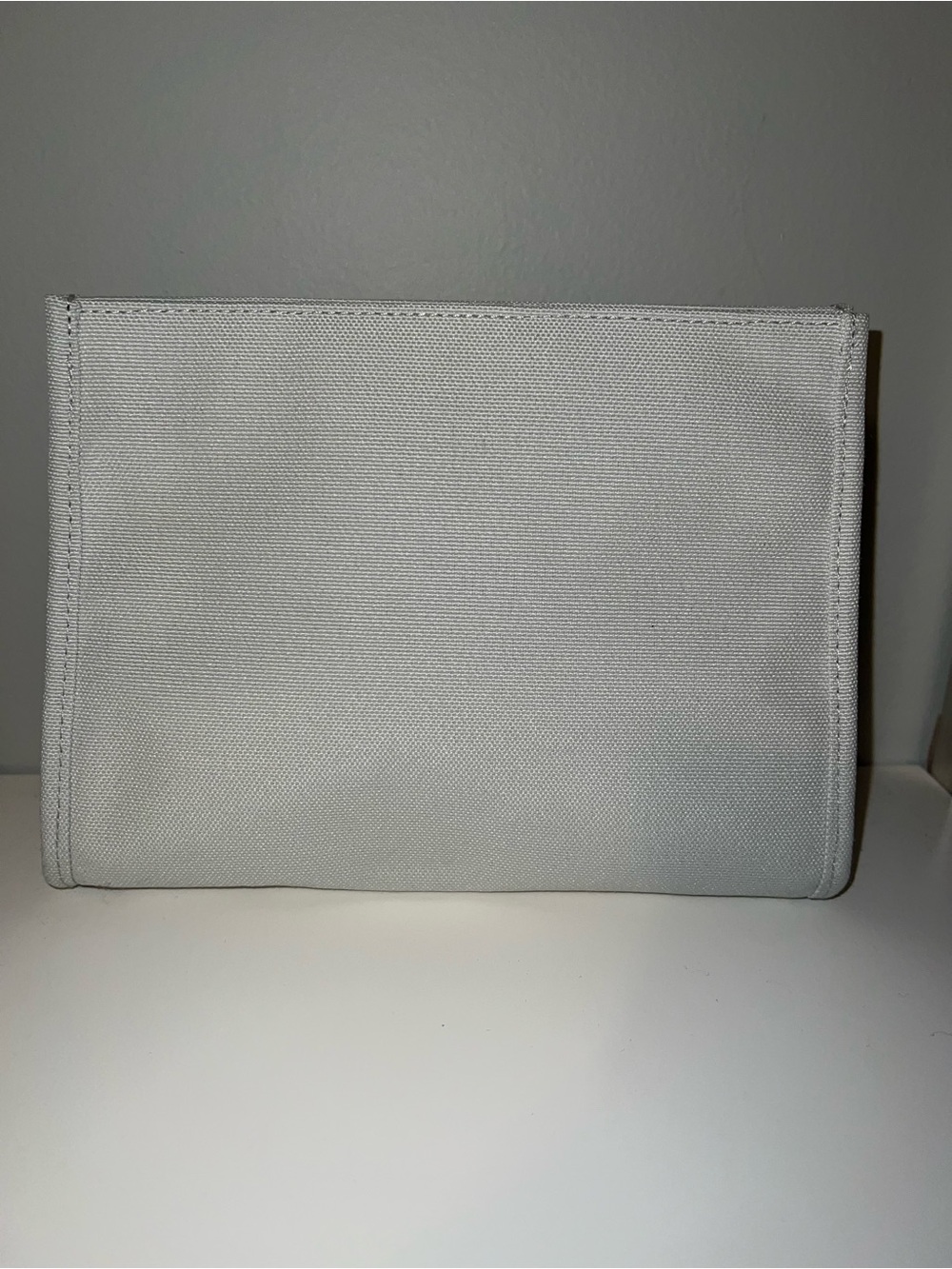 Dior Makeup Bag - Picture 3 of 9